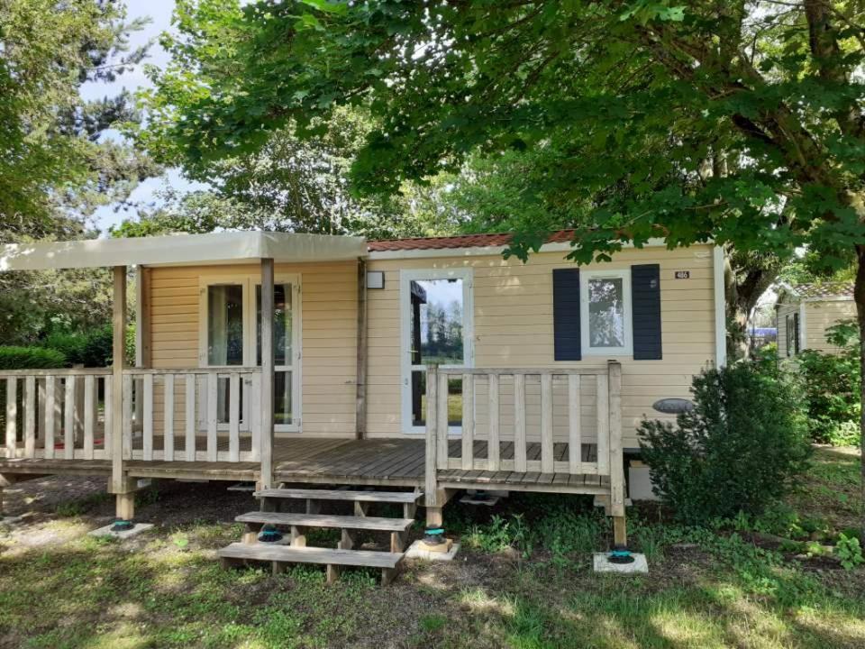 Camping Le Vallage Attigny Екстер'єр фото
